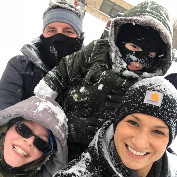 Meet your Posher, Amanda - Picture 3 of 3